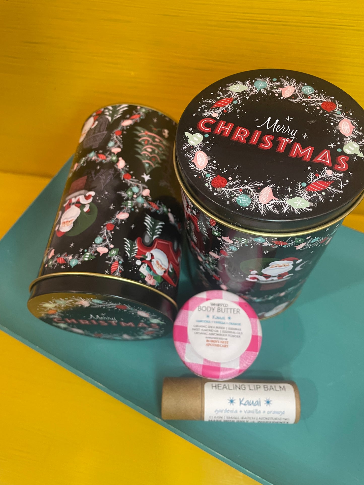 KAUAI 2-Pack Gift Set | KAUAI Whipped Body Butter (Upcycled Jam Jar) + Compostable Lip Balm | Festive Cylindrical Santa + Chimney TIN | Christmas Gift | Gift Sets