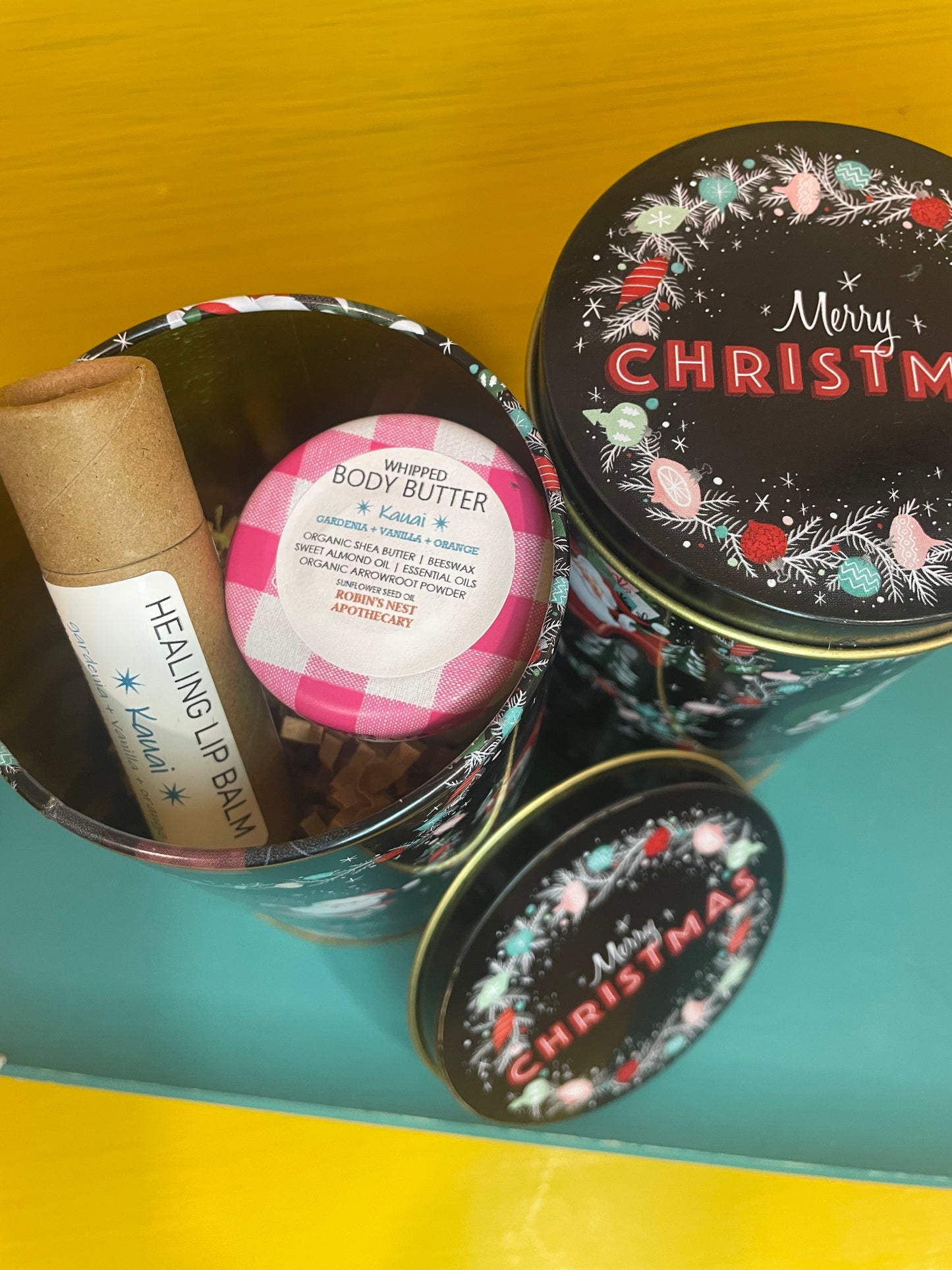 KAUAI 2-Pack Gift Set | KAUAI Whipped Body Butter (Upcycled Jam Jar) + Compostable Lip Balm | Festive Cylindrical Santa + Chimney TIN | Christmas Gift | Gift Sets